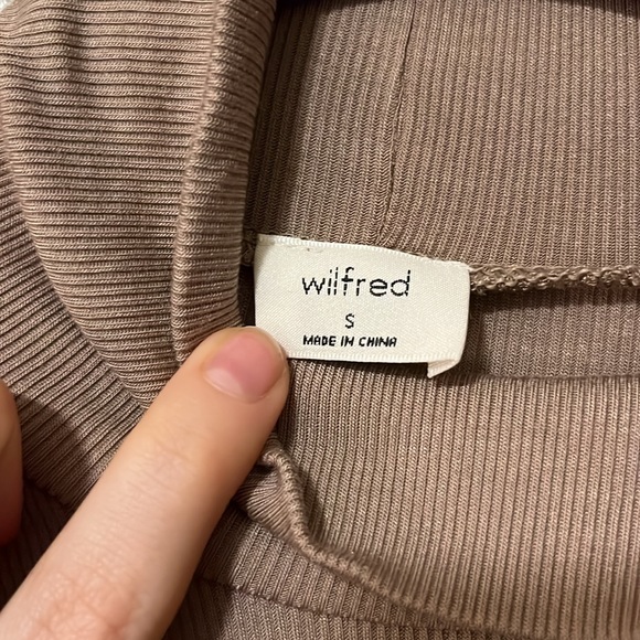 Wilfred Only Turtleneck - Picture 2 of 2